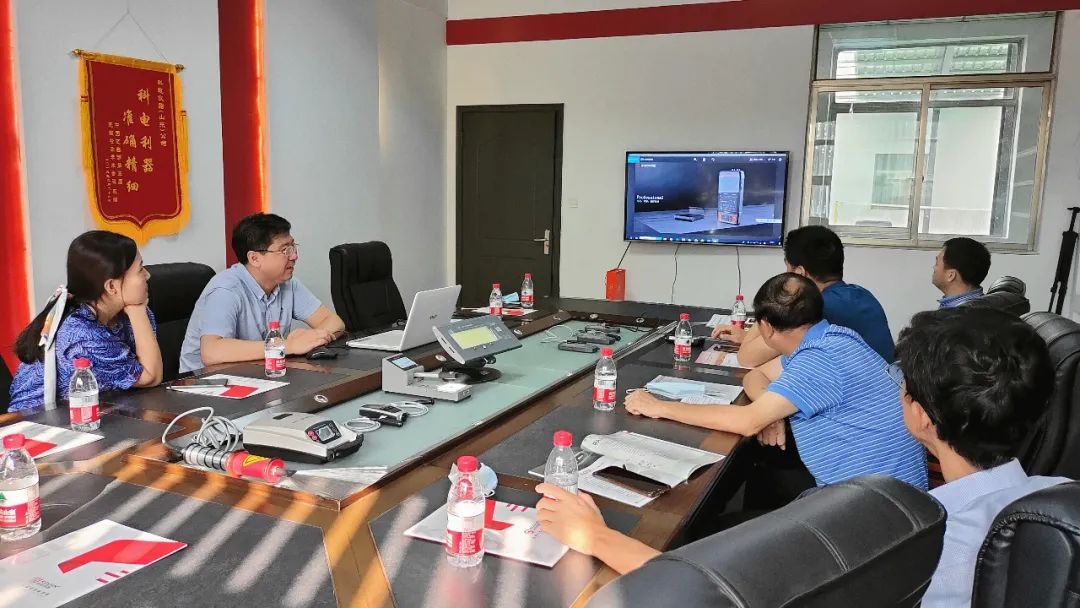湖南省特種設備管理協會、長沙宏特公司等領導、專家一行來公司考察交流